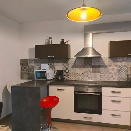 Odessa Mama Apartment Биела Екстериор снимка
