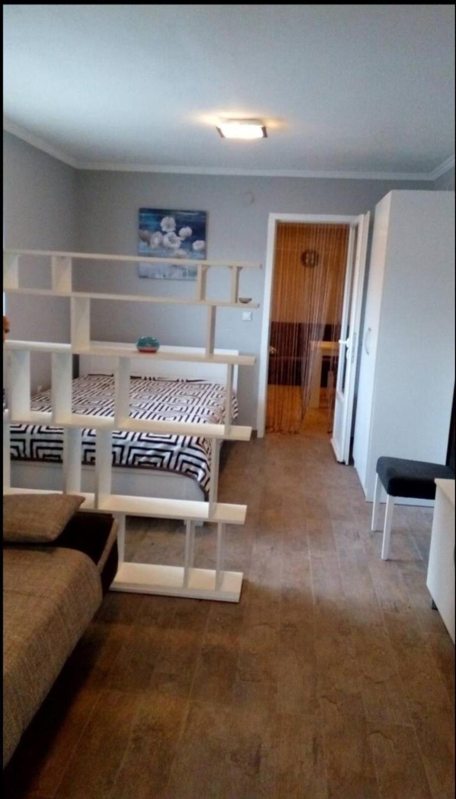 Odessa Mama Apartment Биела Екстериор снимка