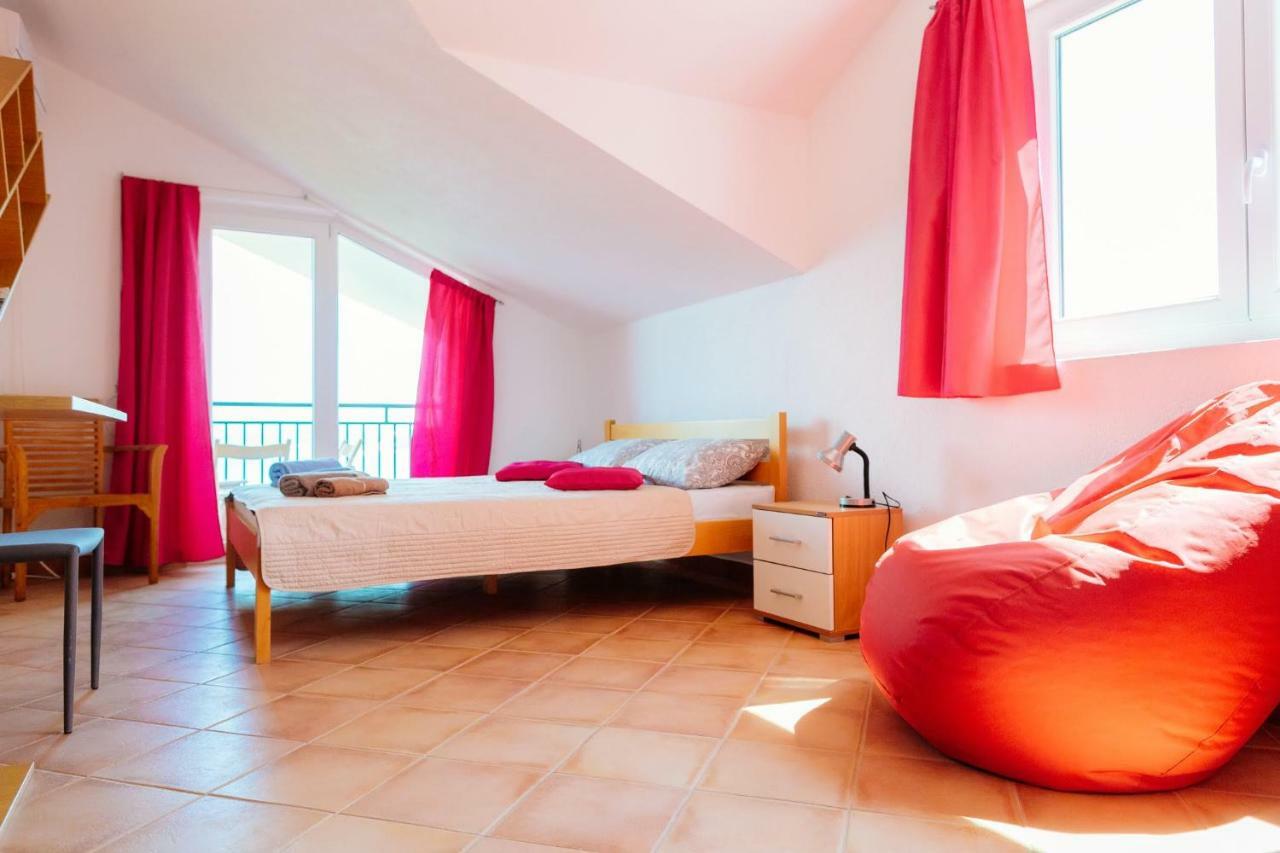 Odessa Mama Apartment Биела Екстериор снимка